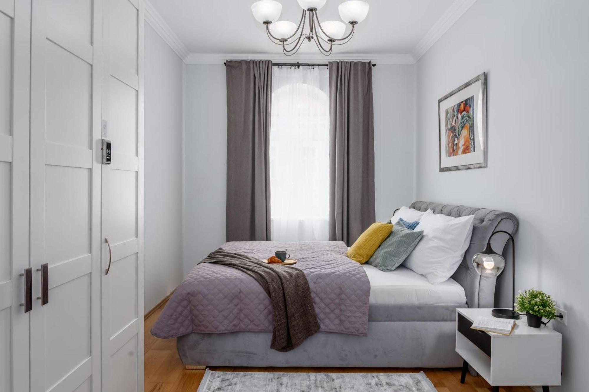 Days - 1bdr - Fireplace - Ac Apartament Praga